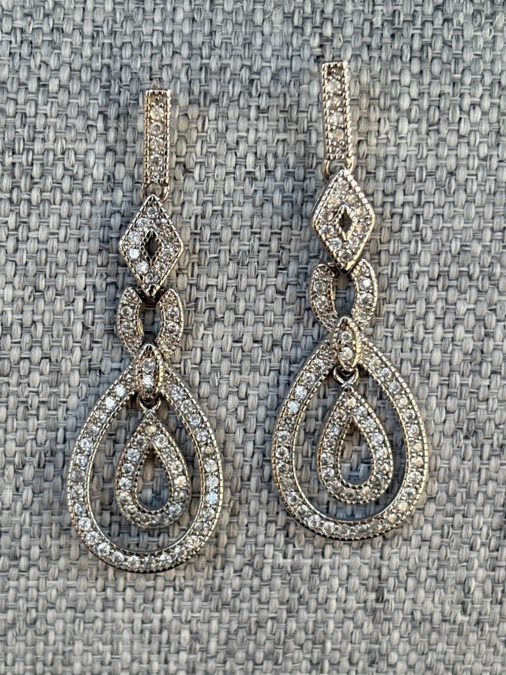 Sparkle drop earrings